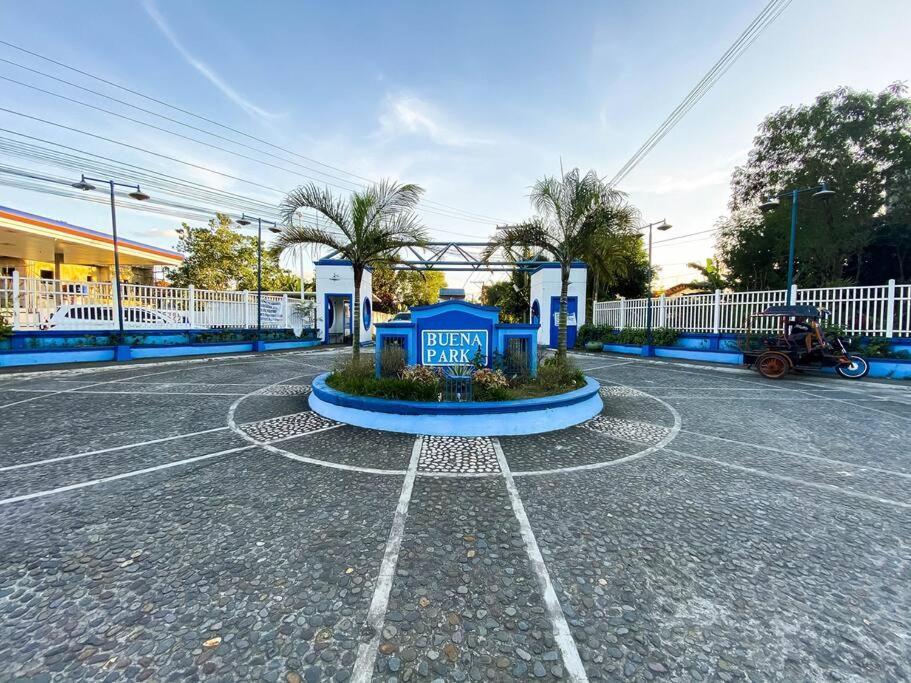 Home Away From Home. Bacolod Exterior photo